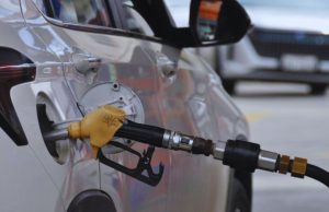 Nuevos precios de gasolinas entran en vigencia en Ecuador
