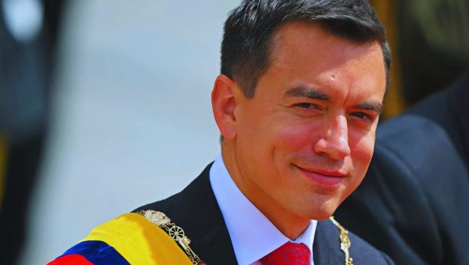 Feriado extendido Noboa (2)