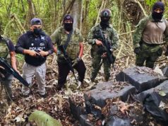 Decomisan 1,3 toneladas de droga en Muisne y detienen a tres personas