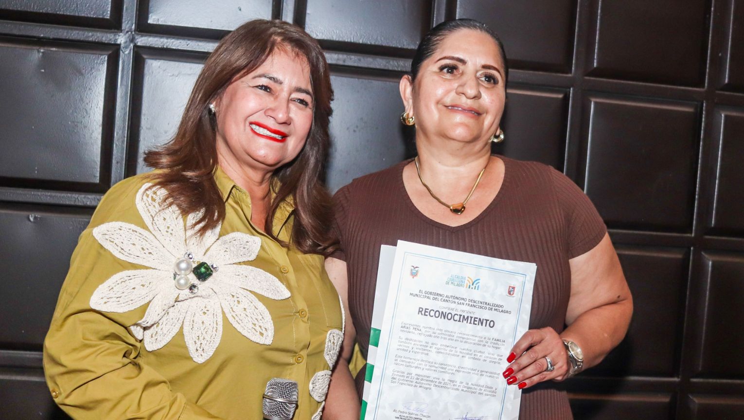 premiación de casas iluminadas (2)