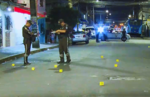Dos jóvenes fueron baleados durante un velorio en el suroeste de Guayaquil