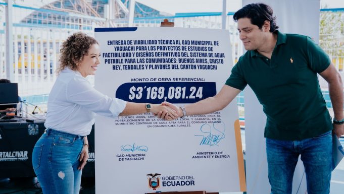 Firma de convenio Yaguachi para agua potable (1)